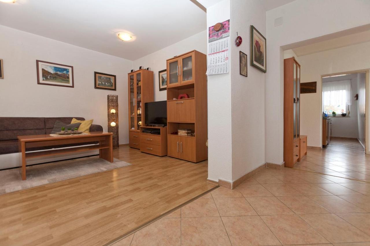 Apartman Nade PUY Exterior foto