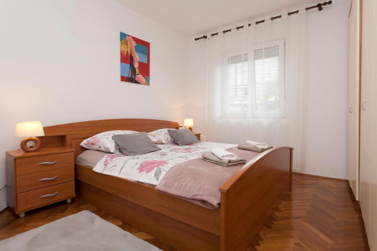 Apartman Nade PUY Exterior foto